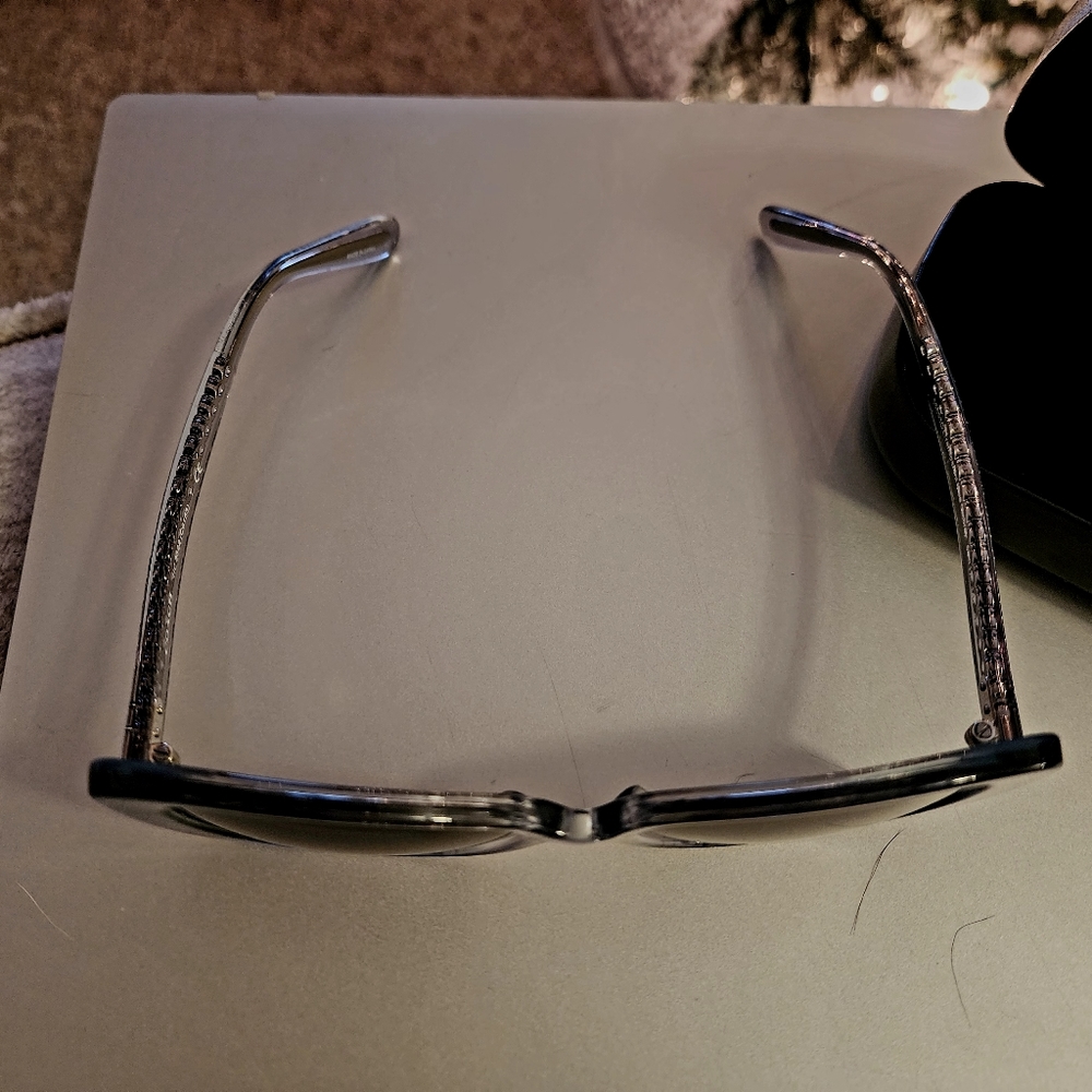 Coach Sunglasses - Picture 9 of 10